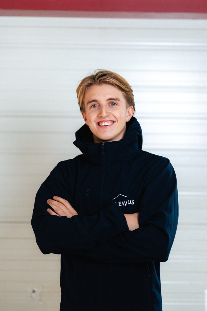 Amos Loonstra van Levarus Woningontruiming